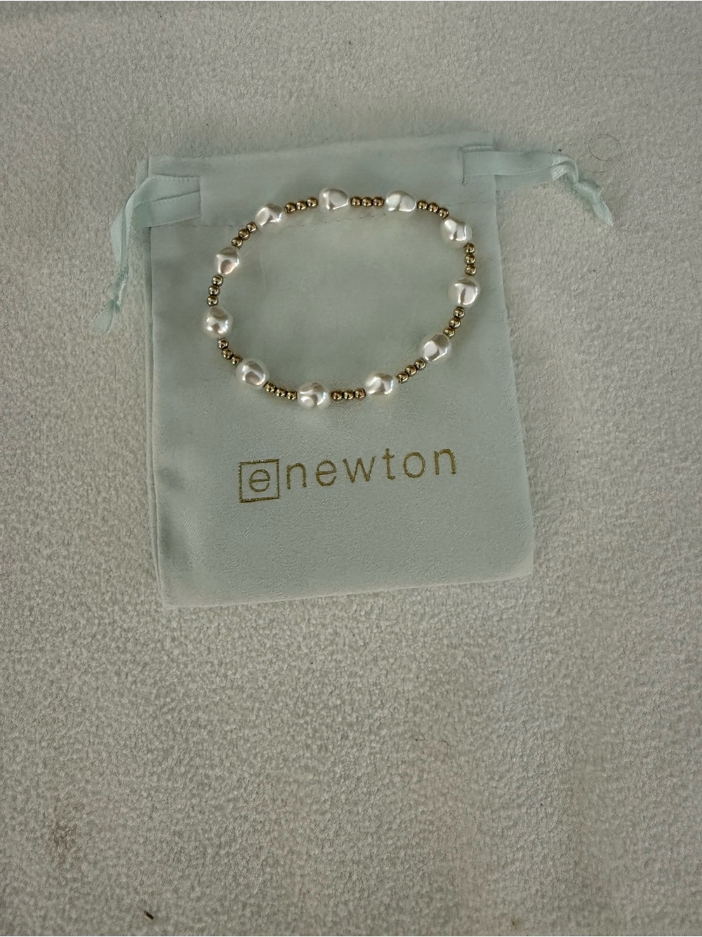 ENewton Gold and Pearl Beaded Bracelet